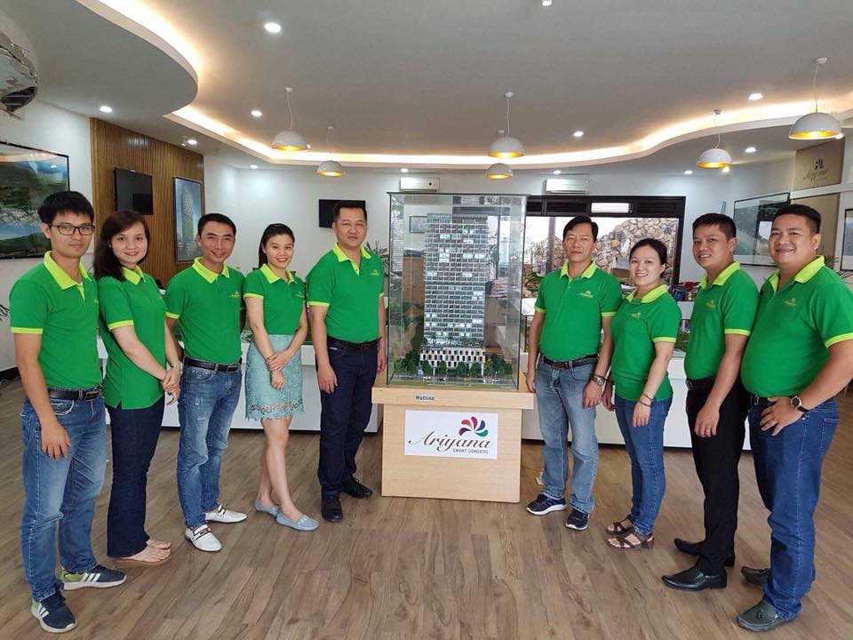 May đồng phục Quận 4